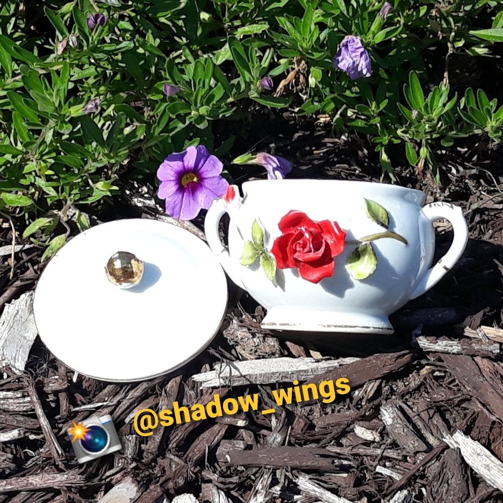 Vintage Japan Ceramic Sugar Bowl with 3D Rose - Picture 1 of 10